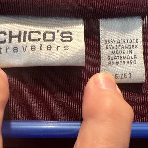 Chicos traveler over shirt. Burgundy, great shape, barely worn - Picture 2 of 2